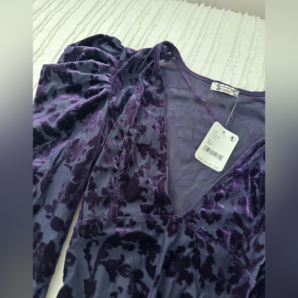 NWT Free People Magic Hour Velvet Bodysuit (Color Deep Sea Combo) Size XS - Picture 6 of 7